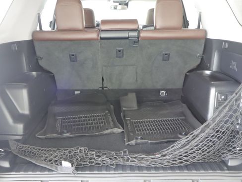 Used 2023 Toyota 4Runner Limited AWD/4WD image 22