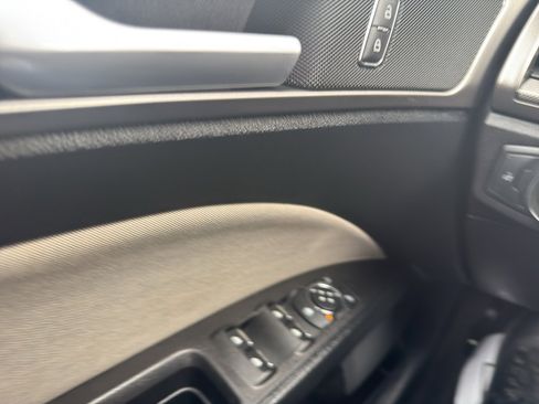 Used 2018 Ford Fusion S image 16