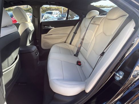 Used 2021 Cadillac CT4 Premium Luxury image 31