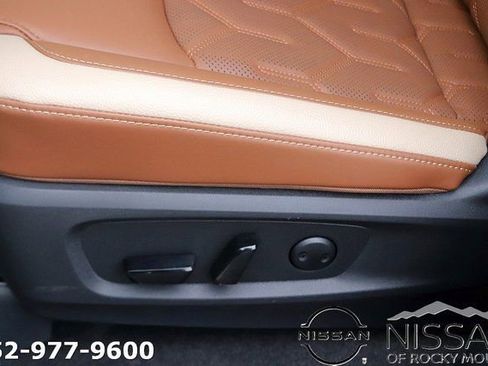 New 2026 Nissan Pathfinder Platinum w/ Cargo Package FWD image 17