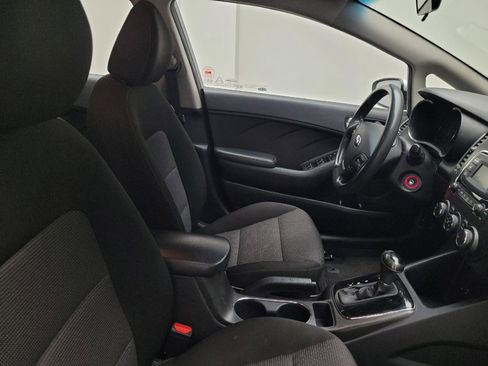Used 2018 Kia Forte LX image 21