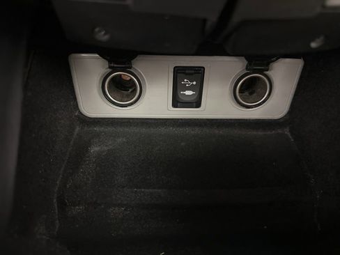Used 2014 Toyota Avalon XLE Touring FWD image 22