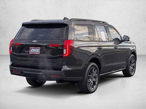 Used 2025 Ford Expedition Platinum w/ Stealth Performance Package image 5