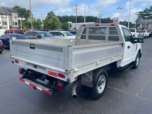 Used 2022 Ford F250 XL w/ Power Equipment Group RWD image 6