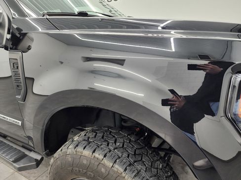 Used 2022 Ford F250 XLT w/ Black Appearance Package image 23