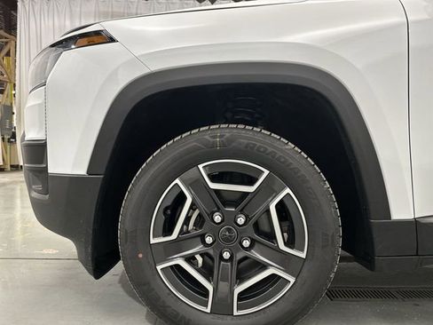 New 2026 Jeep Cherokee Limited image 21