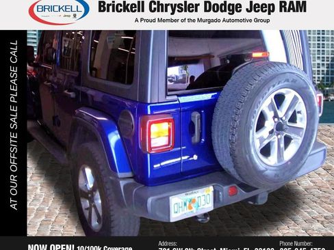 Used 2018 Jeep Wrangler Unlimited Sahara AWD/4WD image 24