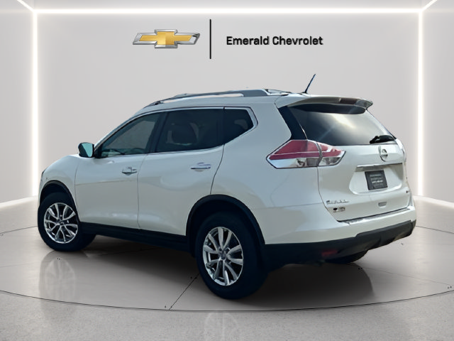 Used 2016 Nissan Rogue SV AWD/4WD image 4