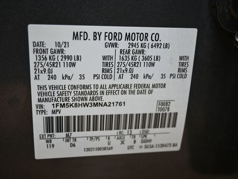 Used 2021 Ford Explorer Platinum w/ Premium Technology Package AWD/4WD image 44