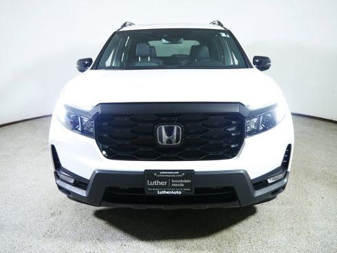 Used 2022 Honda Passport Elite image 2