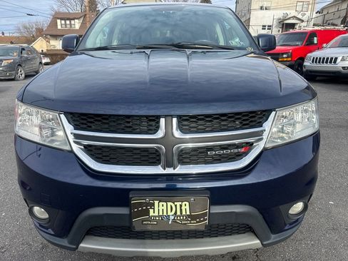 Used 2017 Dodge Journey SXT w/ Comfort/Convenience Group image 8