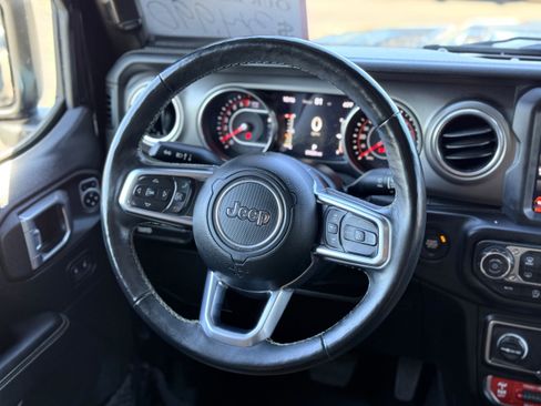 Used 2020 Jeep Gladiator Rubicon image 16