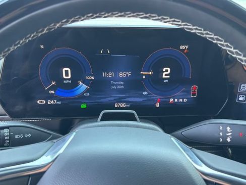 Certified 2025 Chevrolet Blazer EV LT w/ Super Cruise Package AWD/4WD image 17