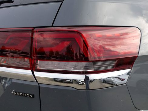 New 2026 Volkswagen Atlas SEL Premium R-Line AWD/4WD image 8