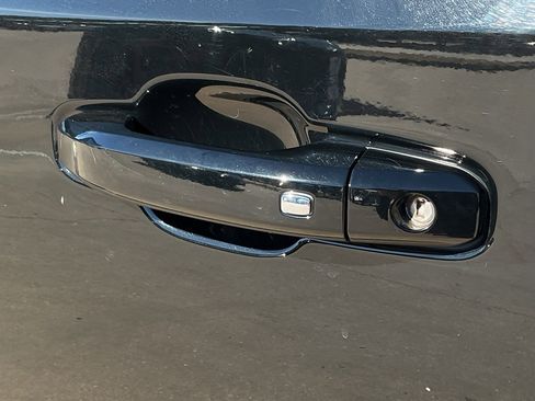 Used 2023 Chevrolet Silverado 1500 ZR2 w/ Technology Package image 12