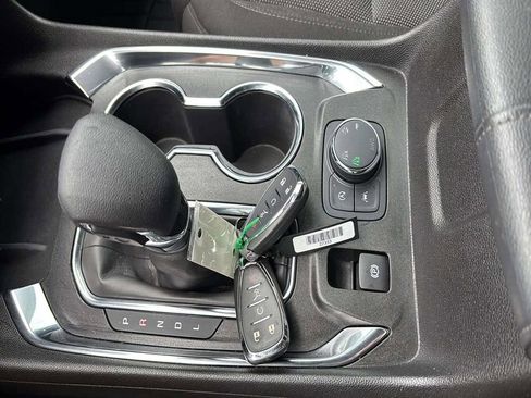 Certified 2023 Chevrolet Traverse LT image 21