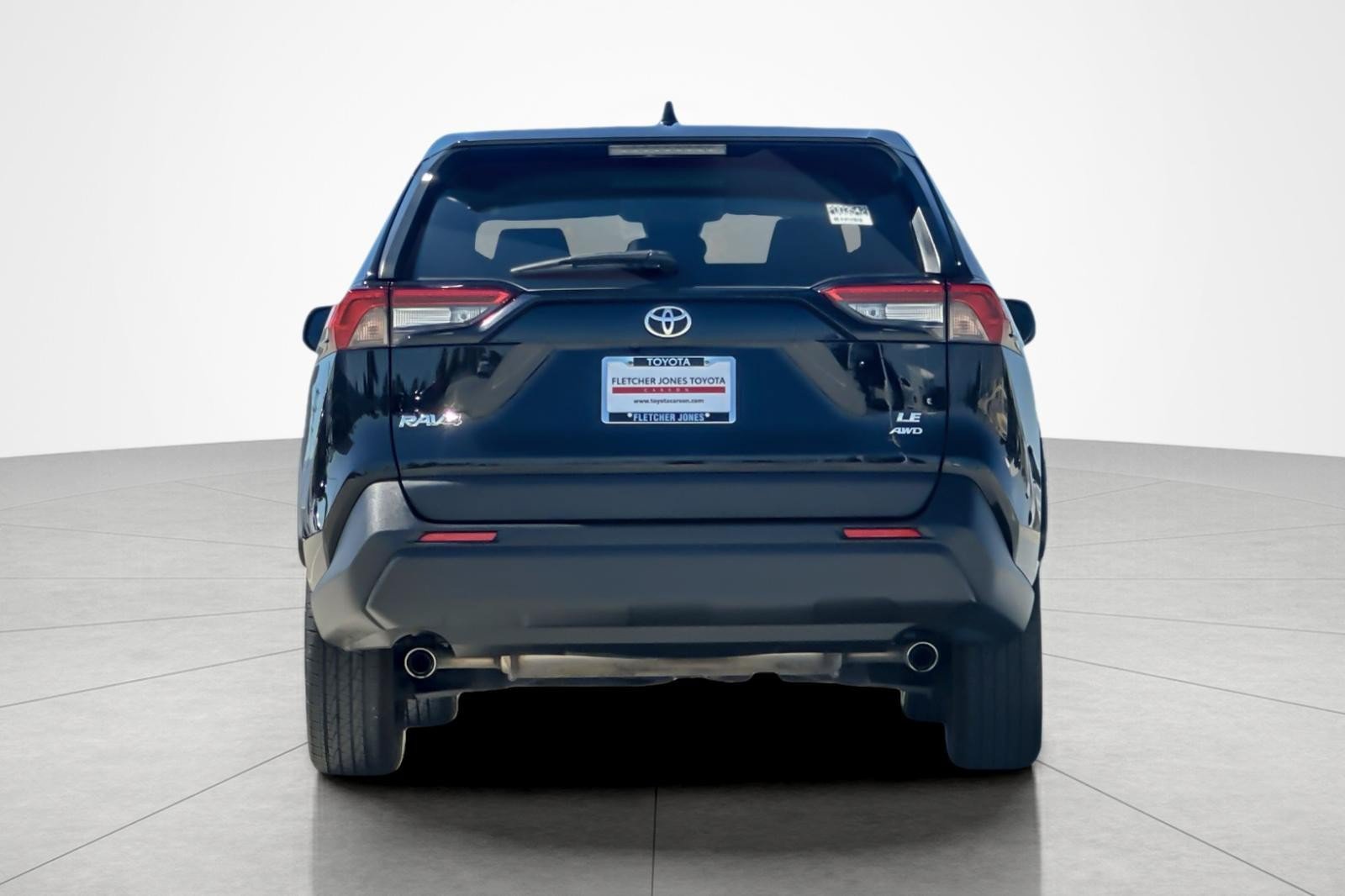 Certified 2025 Toyota RAV4 LE AWD/4WD image 4