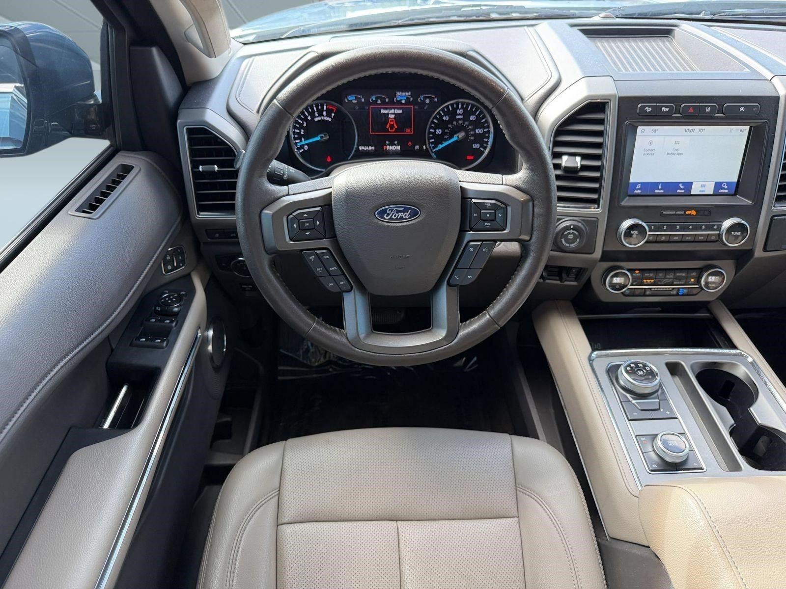 Used 2020 Ford Expedition XLT w/ Equipment Group 202A AWD/4WD image 28