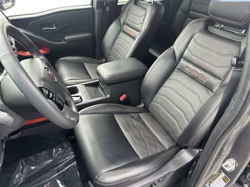 Used 2025 Nissan Frontier PRO-4X w/ Pro Premium Package image 13