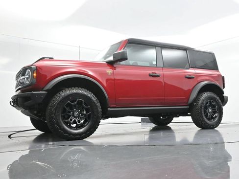 Used 2026 Ford Bronco Badlands AWD/4WD image 46