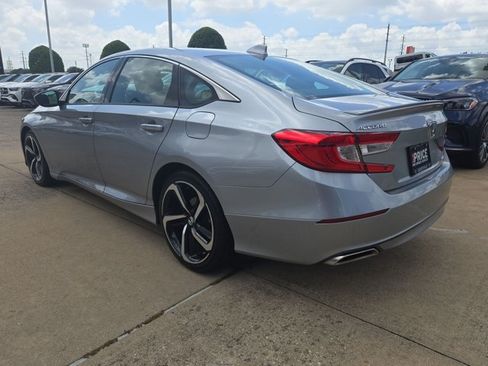 Used 2018 Honda Accord Sport image 7