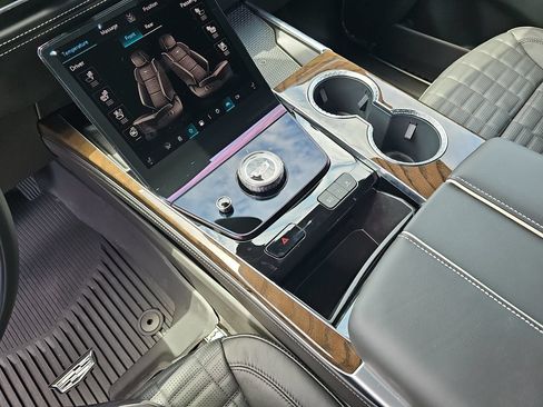 New 2026 Cadillac Escalade Platinum Sport w/ LPO, ONYX Package AWD/4WD image 26