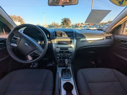 Used 2011 Ford Fusion SE w/ 201A Rapid Spec Order Code image 12