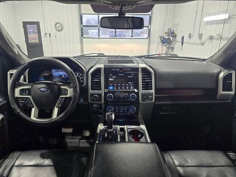 Used 2017 Ford F150 Lariat image 10
