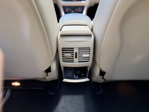 Used 2019 Mercedes-Benz GLA 250 image 21