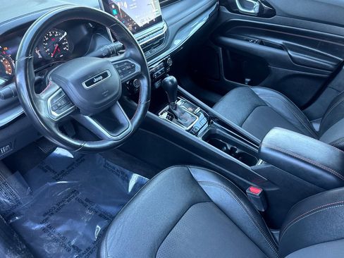 Used 2022 Jeep Compass Trailhawk w/ Trailhawk Convenience Group image 4