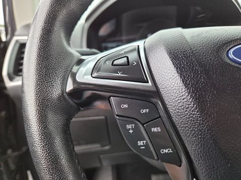 Used 2024 Ford Edge SEL AWD/4WD image 25