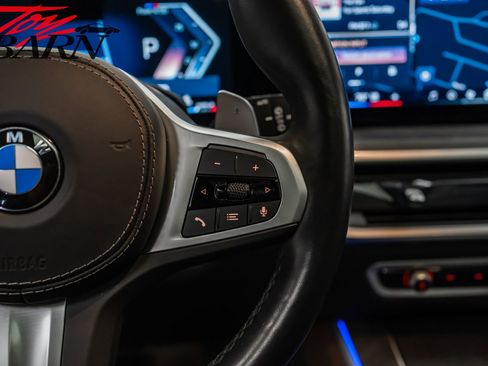 Used 2024 BMW X5 xDrive40i w/ M Sport Package image 35