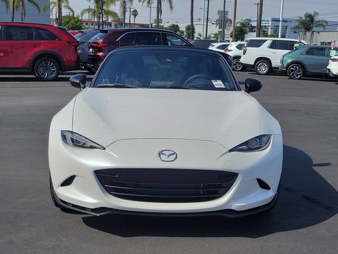 New 2026 MAZDA MX-5 Miata Club w/ Interior Package RWD image 22