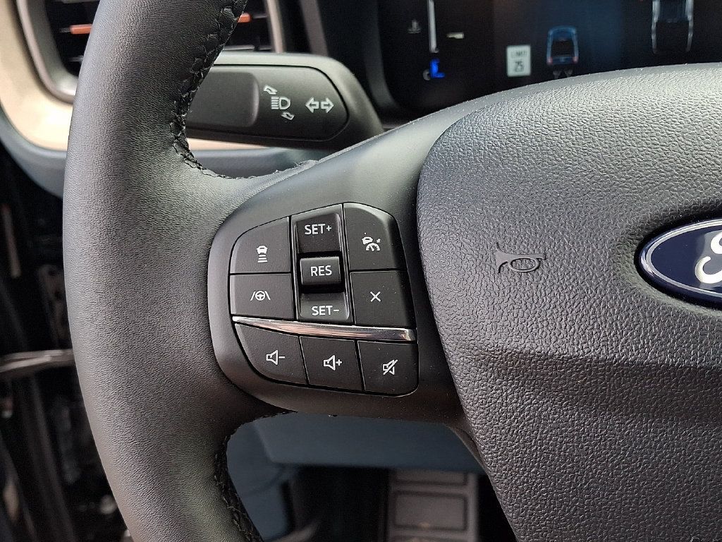 Used 2026 Ford Maverick Lariat AWD/4WD image 21