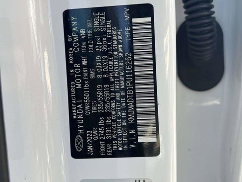 Used 2023 Genesis GV70 2.5T w/ Advanced Package image 19