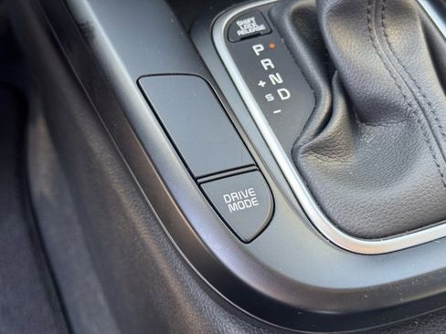 Certified 2025 Kia Soul LX w/ LX Technology Package image 19