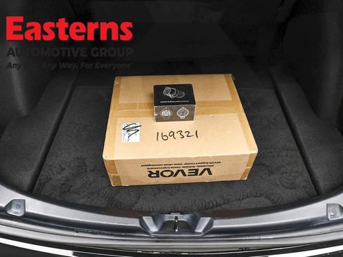 Used 2023 Tesla Model 3 Standard Range image 9