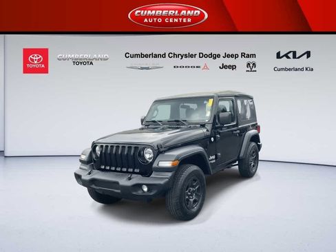 Used 2020 Jeep Wrangler Sport image 4