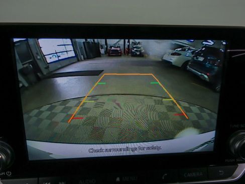 Certified 2025 Nissan Sentra SV image 10