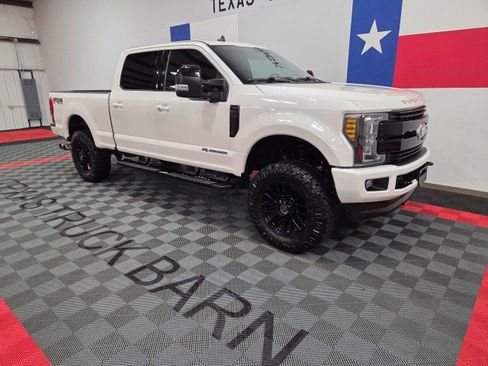 Used 2019 Ford F250 Lariat w/ Lariat Ultimate Package image 15