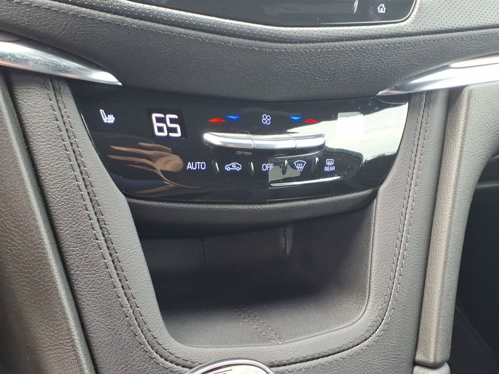 Used 2023 Cadillac XT5 Luxury FWD image 14