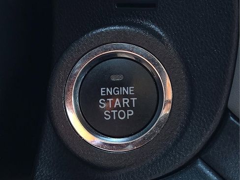 Certified 2023 Subaru Outback Limited image 17