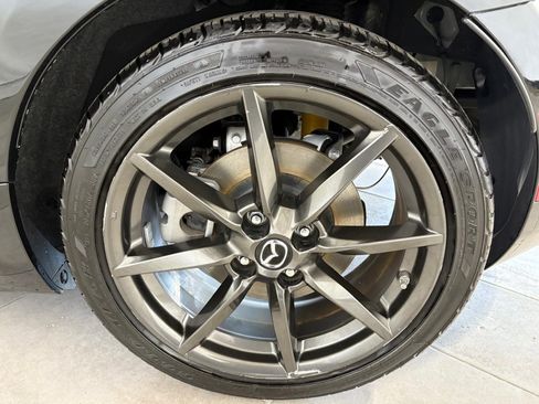 Used 2018 MAZDA MX-5 Miata Club image 9