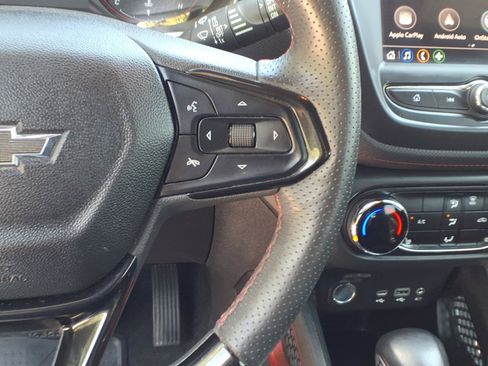 Used 2022 Chevrolet TrailBlazer RS AWD/4WD image 16
