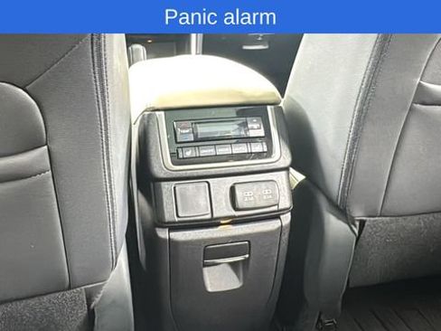 Used 2021 Subaru Ascent Limited w/ Technology Package image 44