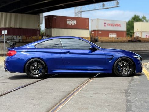 Used 2019 BMW M4 CS w/ Executive Package RWD image 2