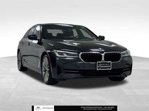 Used 2022 BMW 530i xDrive w/ Convenience Package image 1