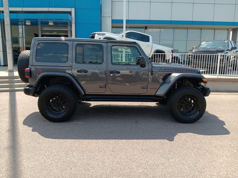 Used 2021 Jeep Wrangler Unlimited Rubicon AWD/4WD image 6