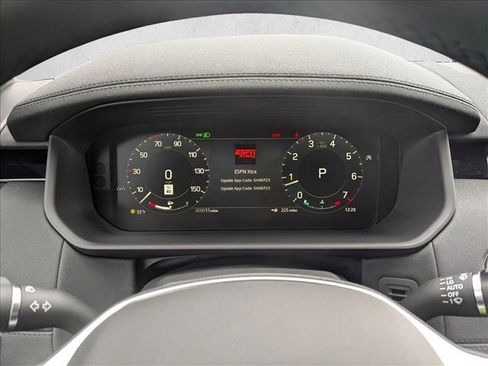 New 2026 Land Rover Discovery S image 11