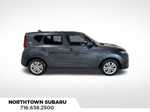 Used 2020 Kia Soul LX image 5